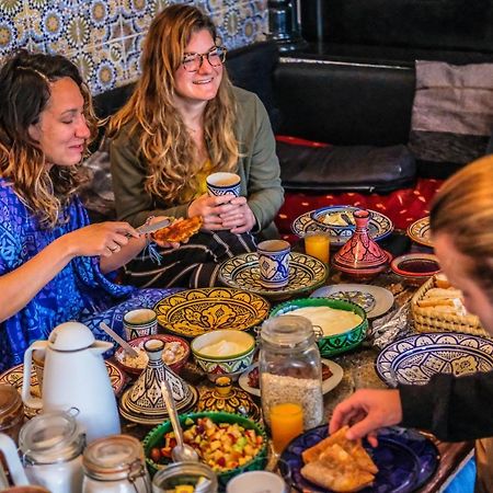 Salt House Morocco - Surf & Yoga Camp Bed and Breakfast Tamraght Exteriör bild
