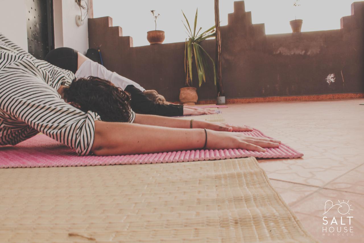 Salt House Morocco - Surf & Yoga Camp Bed and Breakfast Tamraght Exteriör bild