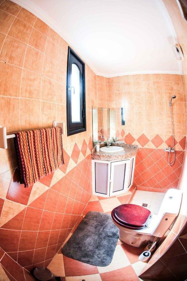 Salt House Morocco - Surf & Yoga Camp Bed and Breakfast Tamraght Exteriör bild