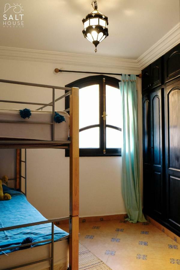 Salt House Morocco - Surf & Yoga Camp Bed and Breakfast Tamraght Exteriör bild