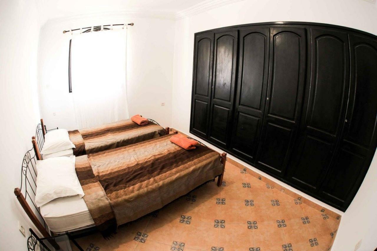Salt House Morocco - Surf & Yoga Camp Bed and Breakfast Tamraght Exteriör bild