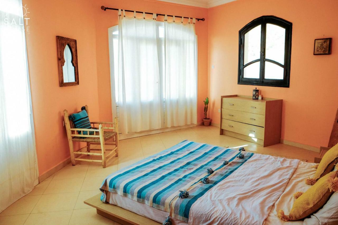 Salt House Morocco - Surf & Yoga Camp Bed and Breakfast Tamraght Exteriör bild