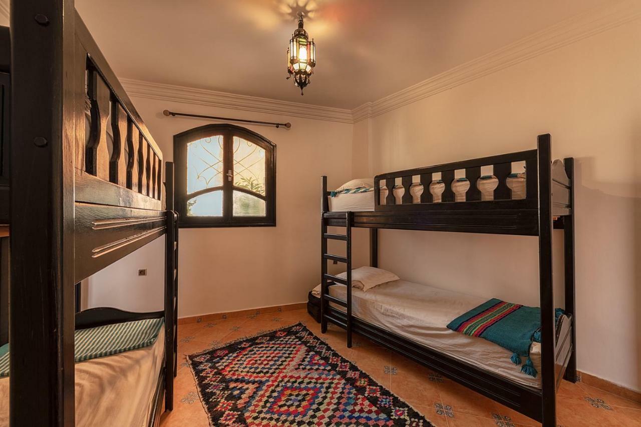 Salt House Morocco - Surf & Yoga Camp Bed and Breakfast Tamraght Exteriör bild